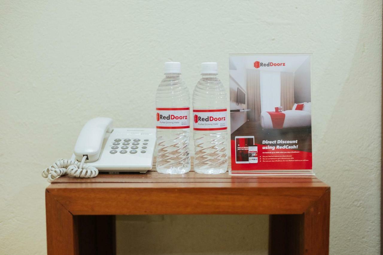 Reddoorz Premium Near Pristine Beach Puerto Princesa Exterior foto