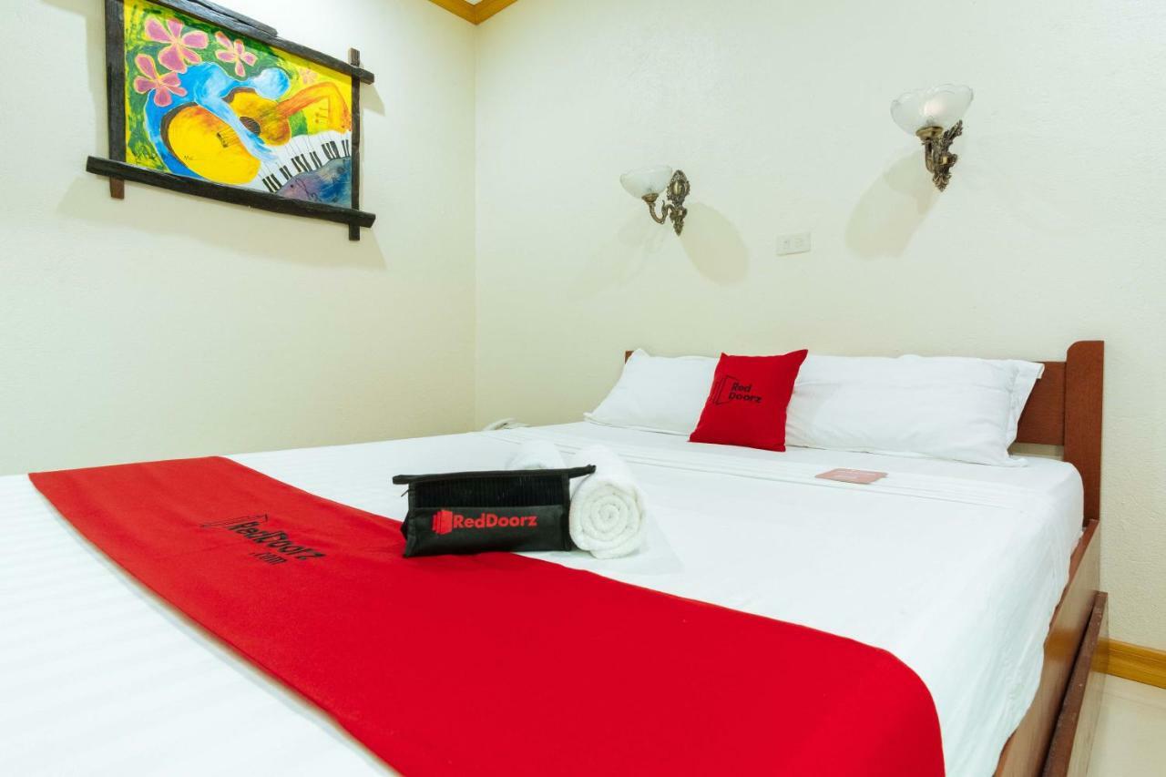 Reddoorz Premium Near Pristine Beach Puerto Princesa Exterior foto