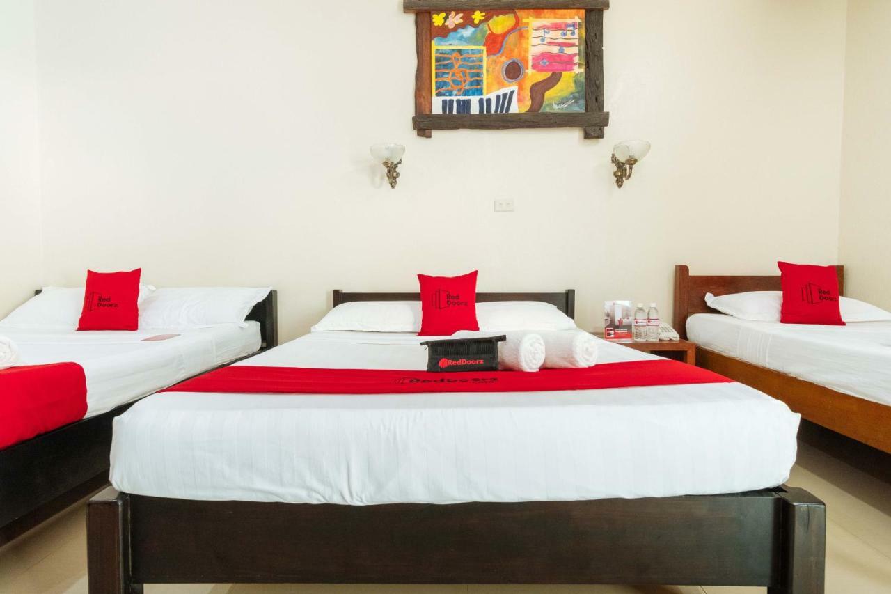 Reddoorz Premium Near Pristine Beach Puerto Princesa Exterior foto
